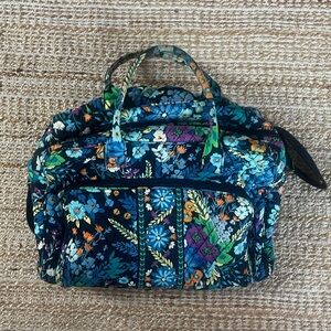Vera Bradley Large Quilted Cotton Blue Floral Travel Duffle Bag 24” x 14” x 10”